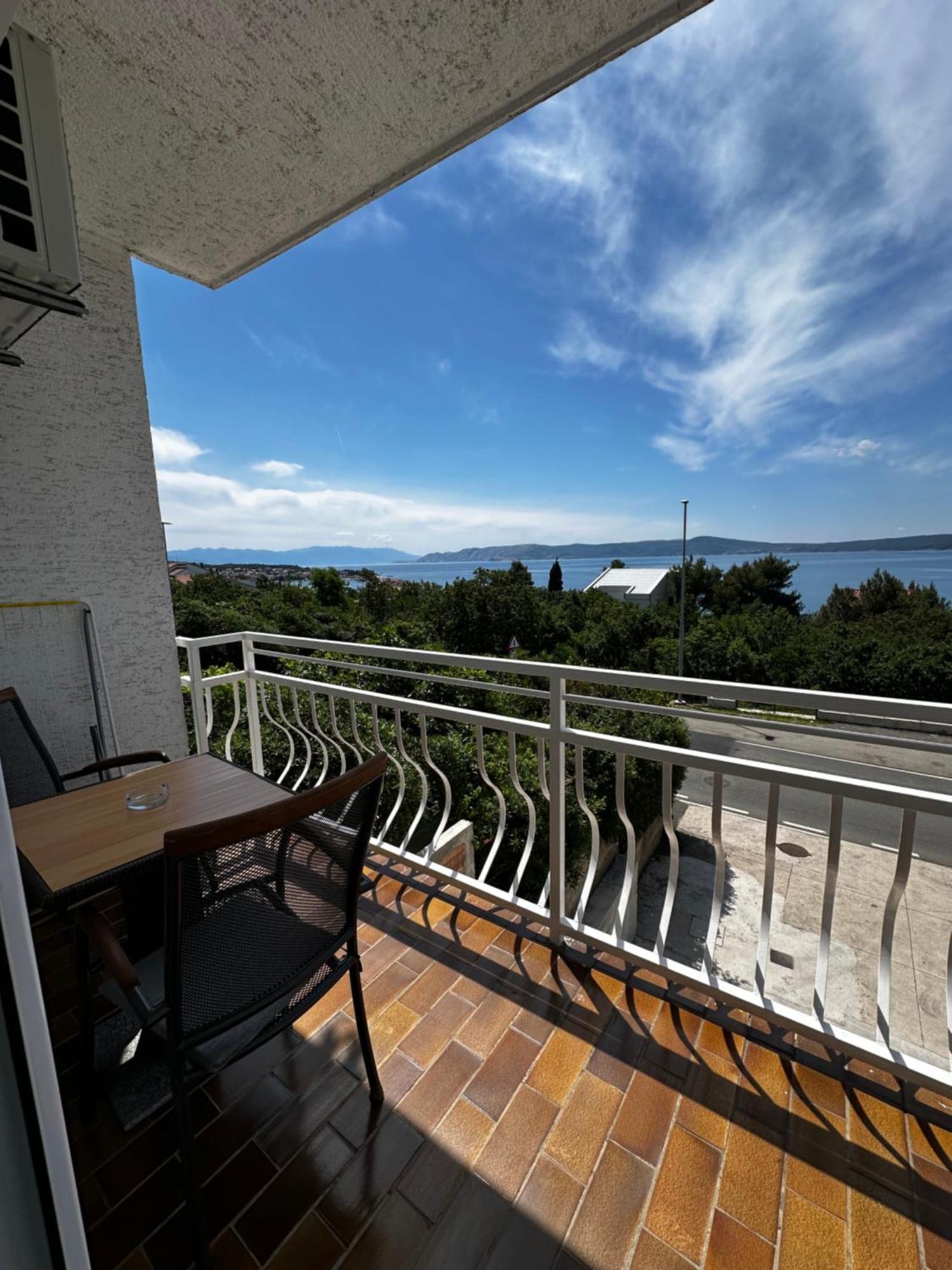 Apartmani Kristijan Crikvenica Exterior photo