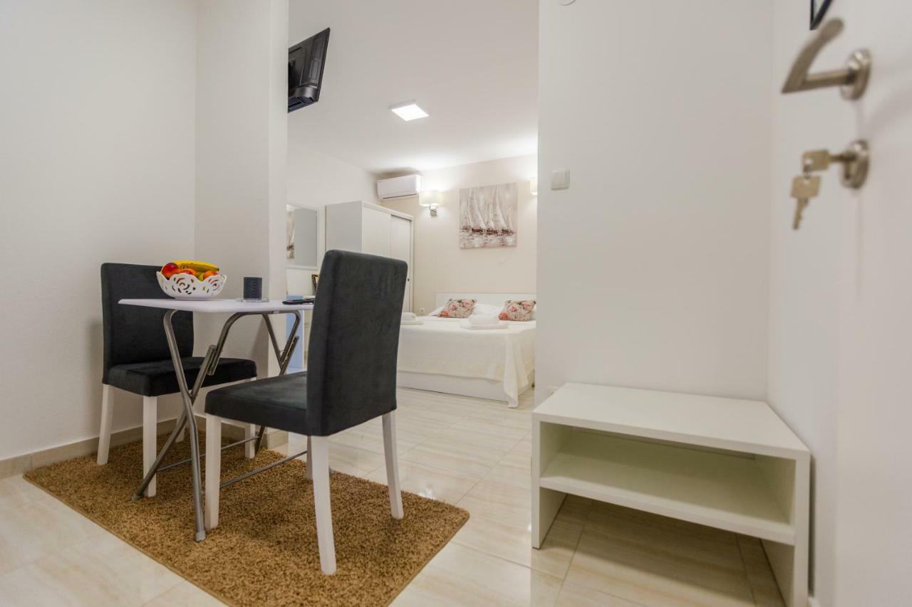Apartmani Kristijan Crikvenica Exterior photo