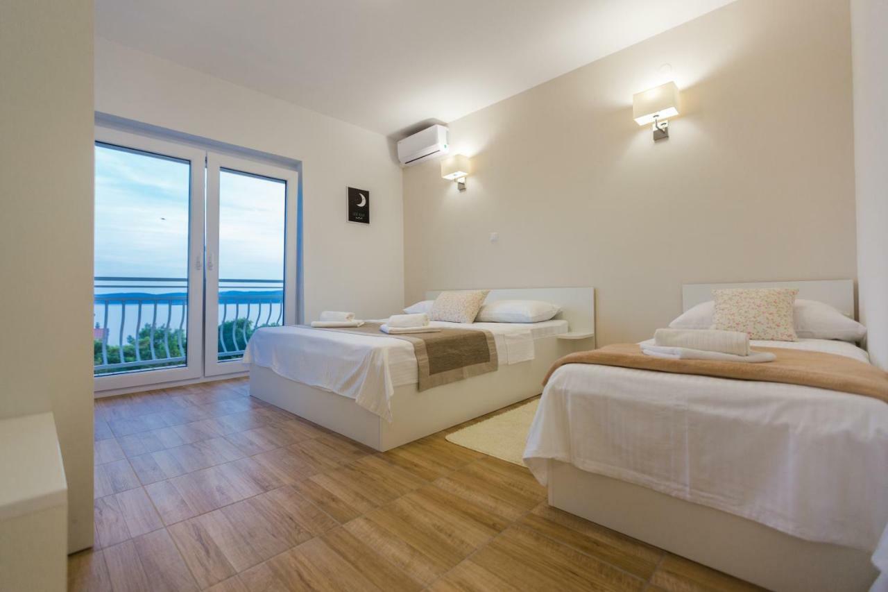 Apartmani Kristijan Crikvenica Exterior photo